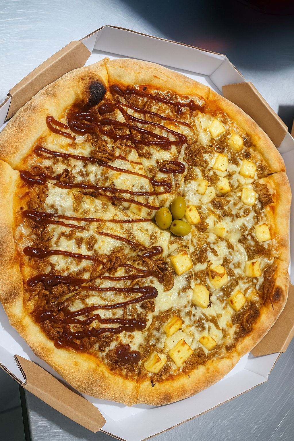 Pizza de carne seca com barbecue